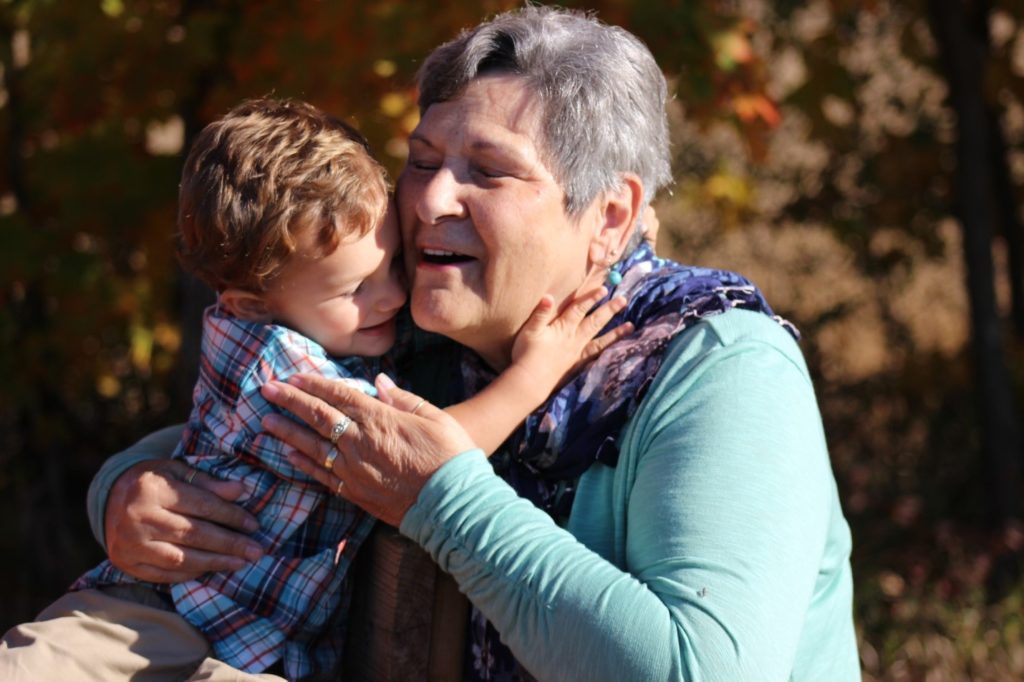 The Benefit of Experience: 7 Grandmas Share Advice for New Moms www.herviewfromhome.com