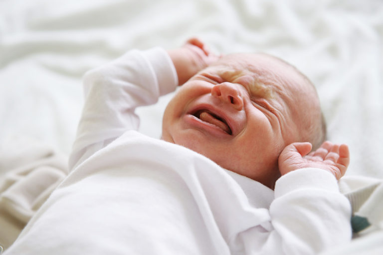 5 Unconventional Ways to Soothe a Crying Baby www.herviewfromhome.com