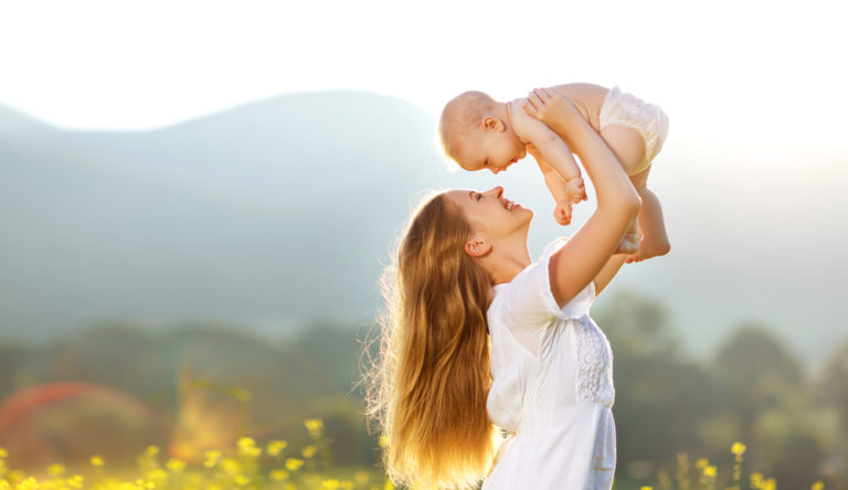 The Summer I Let My Mothering Anxieties Go www.herviewfromhome.com