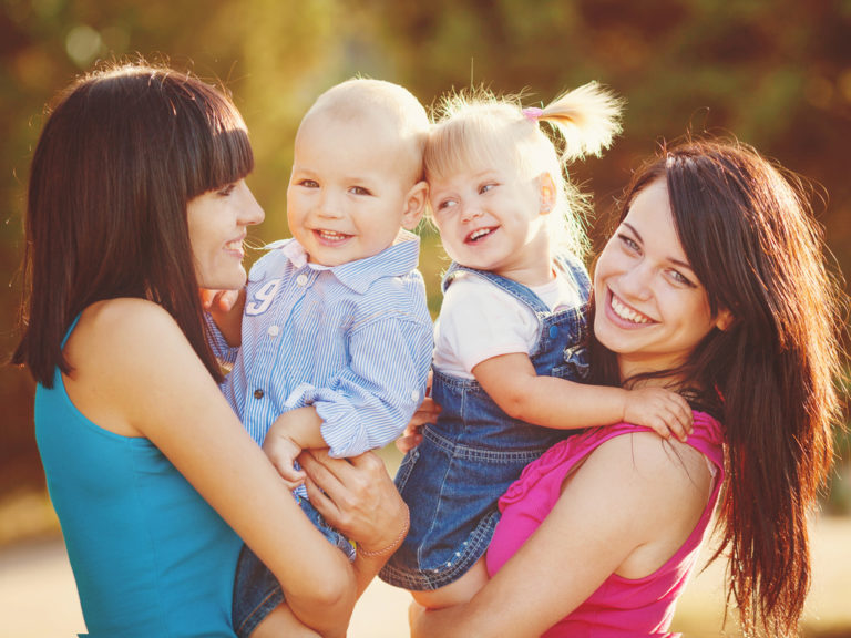 Why We Absolutely Need Mom Friends www.herviewfromhome.com