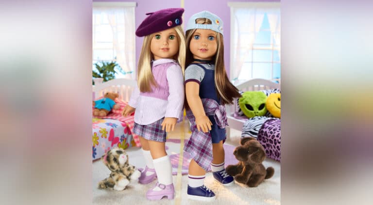 American Girl dolls Isabel and Nicki Hoffman from the 90s