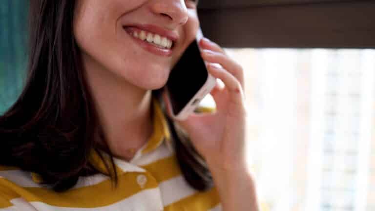 Woman talking on the phone