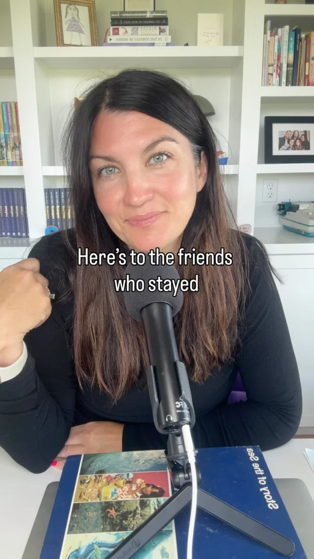 To the friends who stayed🤍

#poetry #motherhood #friends #herviewfromhome